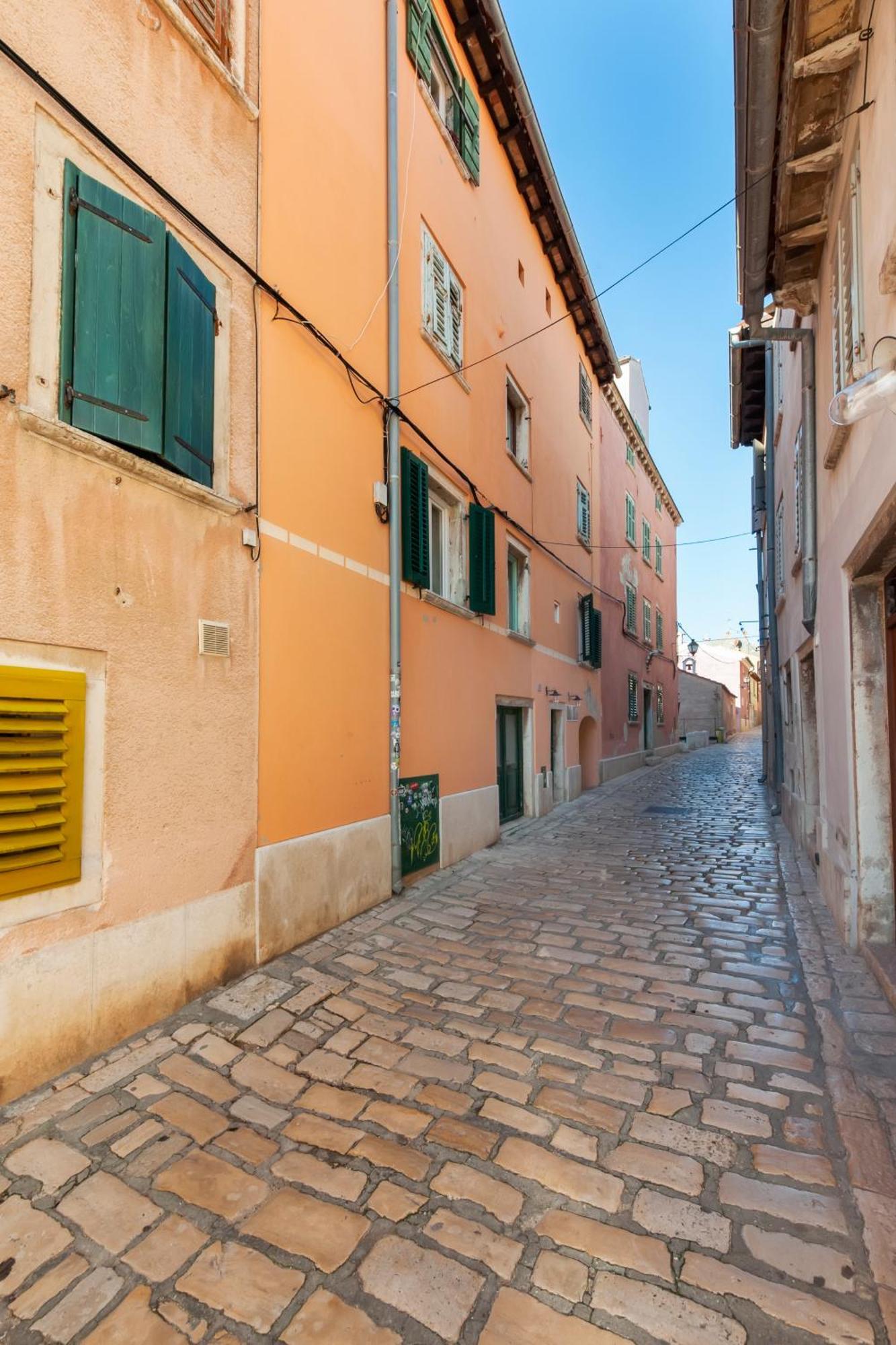 Apartment Mediterraneo Rovinj Exterior photo