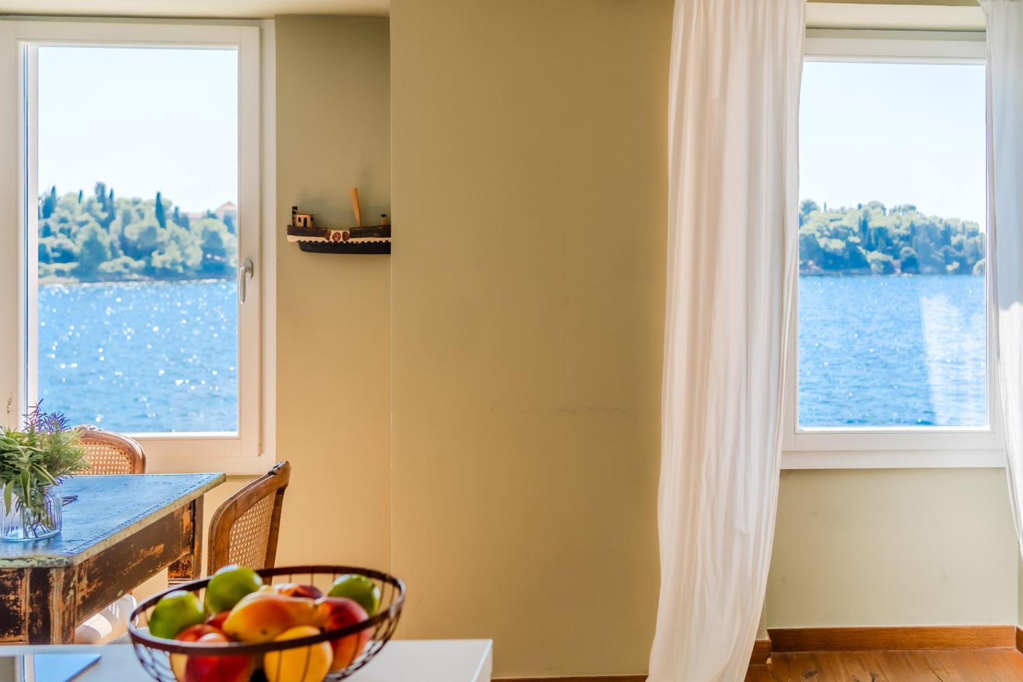 Apartment Mediterraneo Rovinj Exterior photo